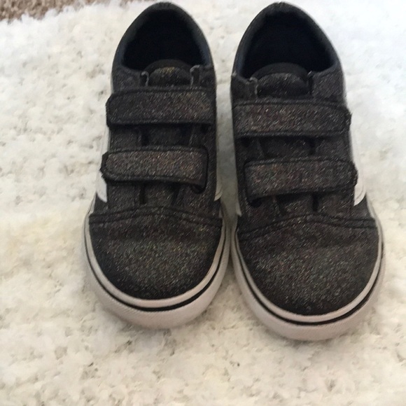 grey and rose gold vans